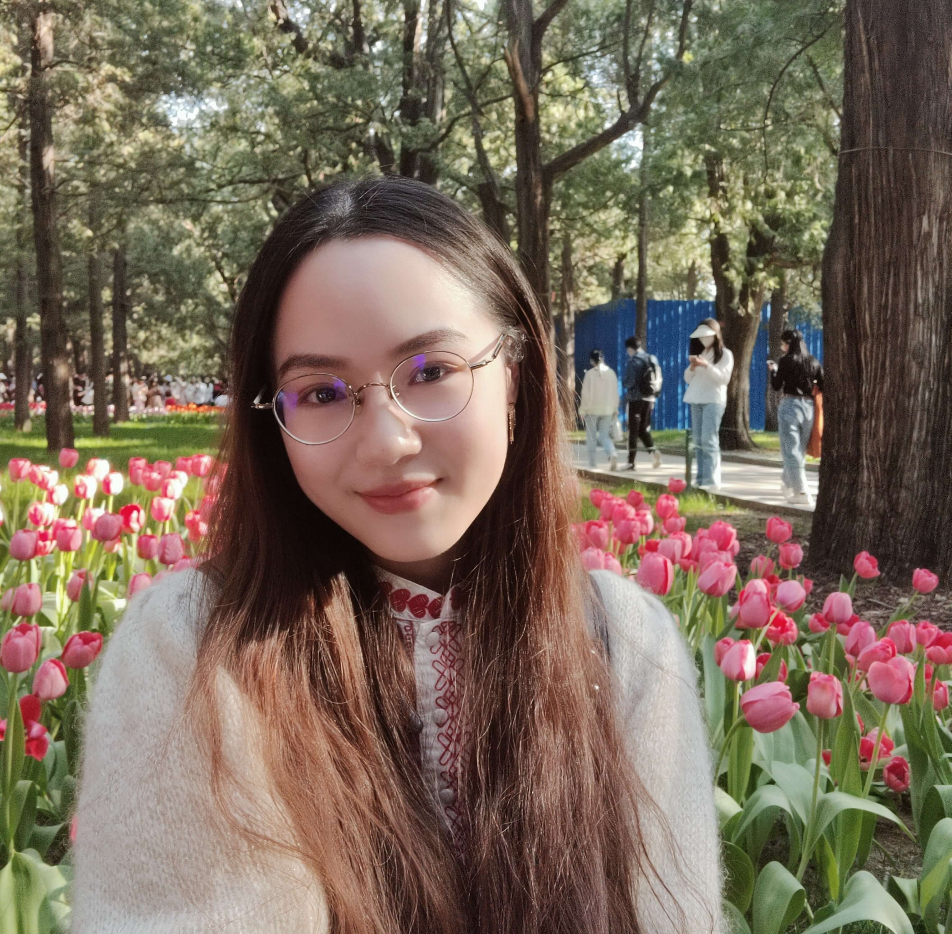 Yan Zheng（郑琰）